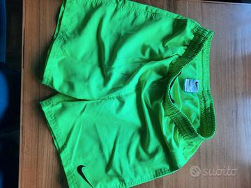 Pantaloncini mare marca Nike