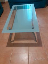 tavolo in vetro da fumo
