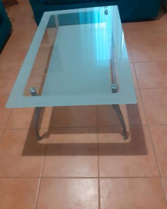 tavolo in vetro da fumo