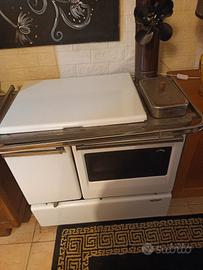 stufa a legna "DeLonghi"