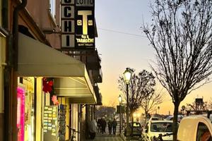 Tabaccheria centro sottomarina