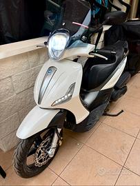 Beverly 350 ABS/ASR My 2020