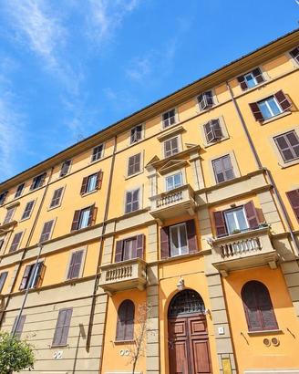 2 LOCALI A ROMA