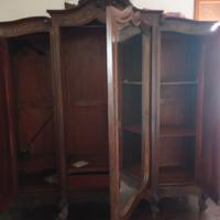 mobile in noce antico dimensioni 2,35 per 54