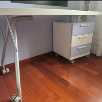 Scrivania bianca con cassettiera Doimo Cityline