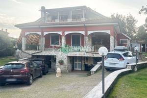 VILLA UNIFAMILIARE A RESIDENZA CLAUDIA