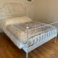 Struttura letto Ikea bianca