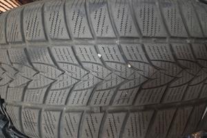 Gomme invernali MINERVA 235/55/R18  104V