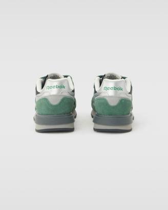Scarpe sportive