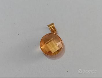 Ciondolo in oro 750