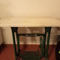 mobile con pedaliera vintage 