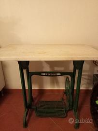 mobile con pedaliera vintage 