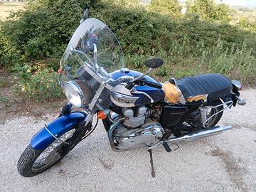 Triumph Bonneville t100 blu.