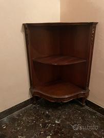 Mobile libreria angolare