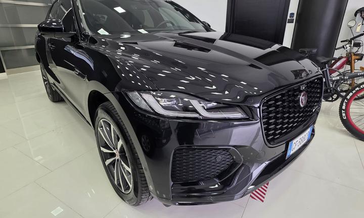 Jaguar F Pace 2.0 d 204 cv Total Black Unipropriet
