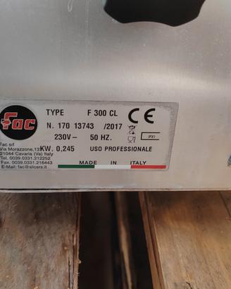 Affettatrice professionale Fac F300