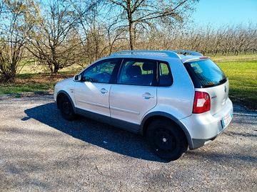 Volkswagen Polo fun 1.4 16 valvole neopatentati