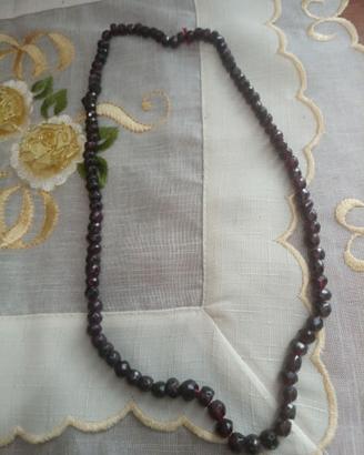 Collana in granate