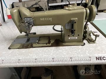 Macchina da cucire 2 aghi