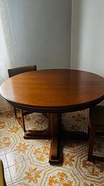 tavolo 4 sedie e mobile soggiorno e altro