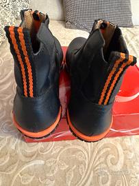 Stivaletti per equitazione.