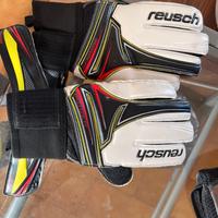 Guanti da portiere Reusch