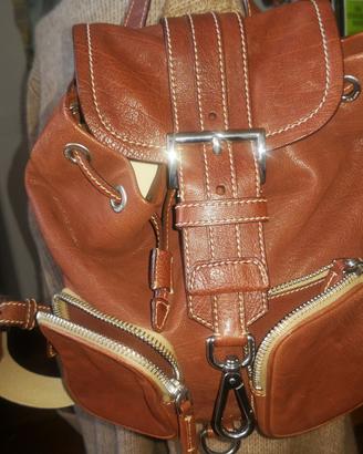 Prada lo zaino in pelle com'è nuovo