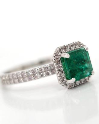 Anello con Smeraldo 1,2 ct e Diamanti naturali