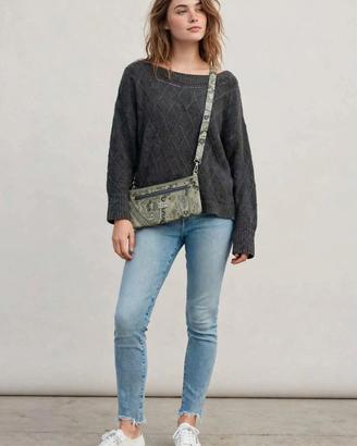 Set Borsa Etro Profumi, jeans, Maglione, Superga
