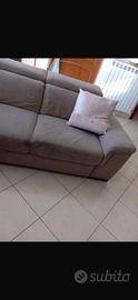 Divano 4/5 posti