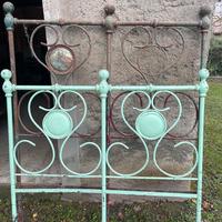 Testate in ferro per letto ad una piazza e mezzo