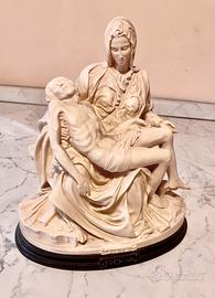 Statuetta vintage "La Pietà" di Michelangelo