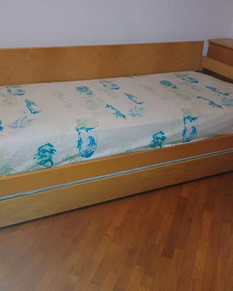 Letto singolo con letto estraibile