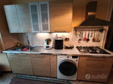 Cucina completa di lavastoviglie