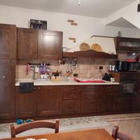 cucina completa di elettrodomestici 