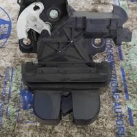 AUDI A4 - SERRATURA PORTELLONE POSTERIORE