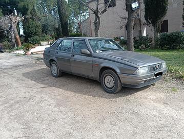 Alfa romeo 75 1.6