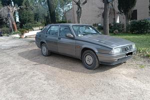 Alfa romeo 75 1.6