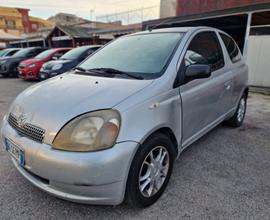 TOYOTA YARIS 1.0 BENZ 3 PT E.799