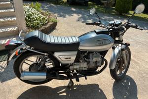 Moto Guzzi V35 del 1978