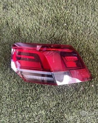 Ricambi VOLKSWAGEN GOLF 8 2023 stop completi