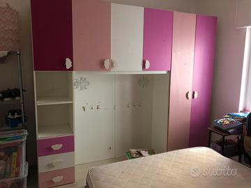 armadio a ponte usato con qualche difetto