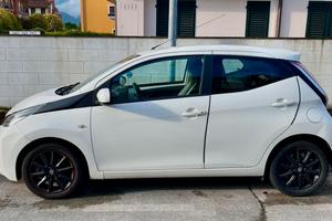 Aygo 2017 neopatentati 97.000km automatica