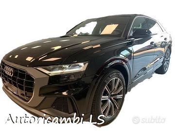 Audi q8 s-line 2025 ricambi
