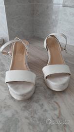 Sandali in vernice bianca