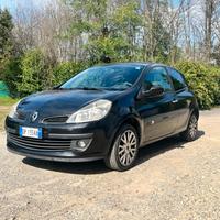 Renault Clio 1.2 16V 3 porte Le Iene - GPL