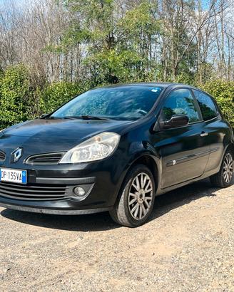 Renault Clio 1.2 16V 3 porte Le Iene - GPL
