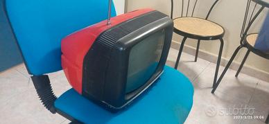 Vintage tv philips modello 12b810/38 l