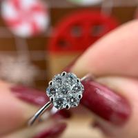 Anello fiore diamanti