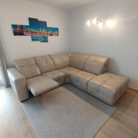 Divano ad angolo in pelle con sistema relax 